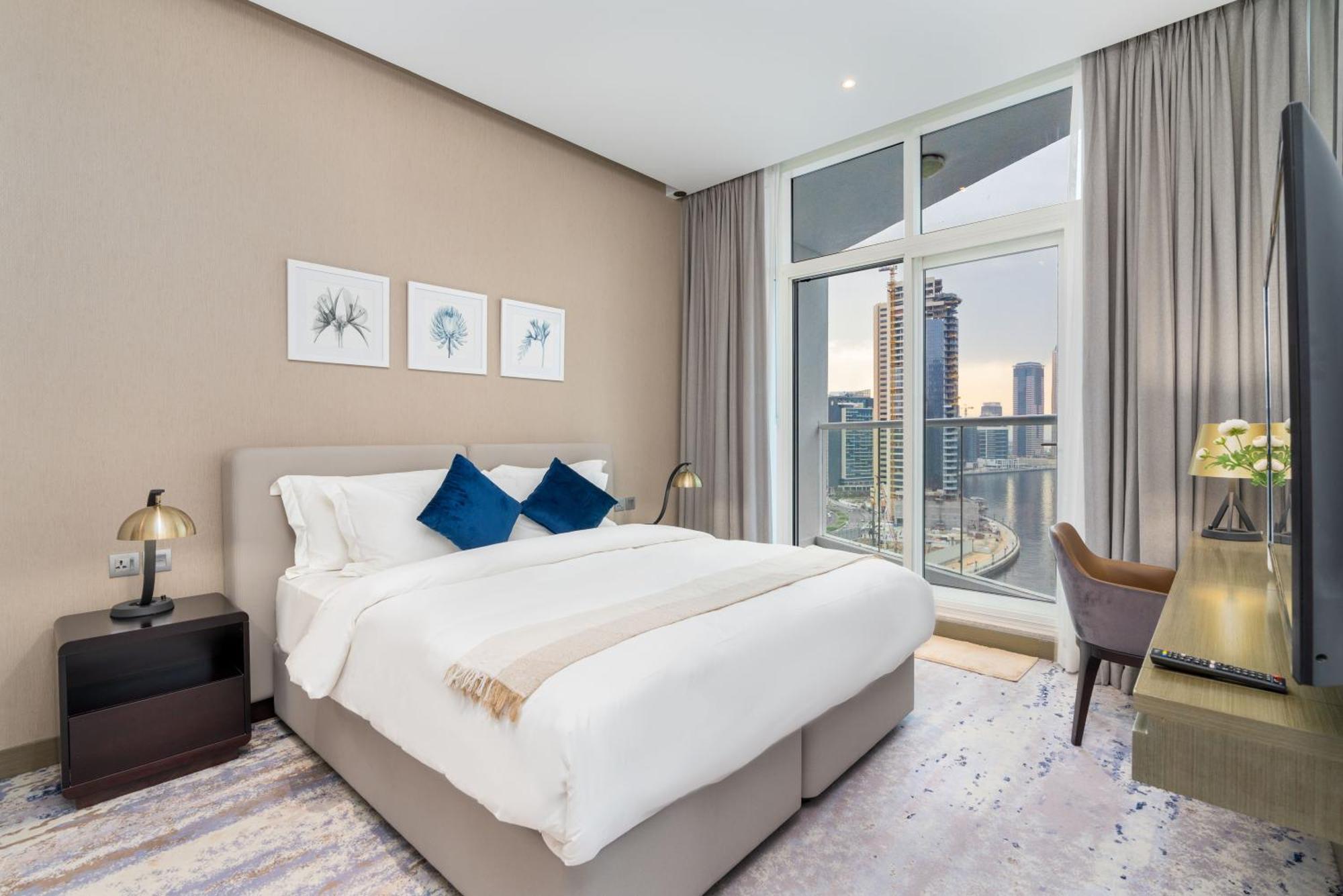 Spacious Luxe Family With Canal & Burj Khalifa View Appartement *